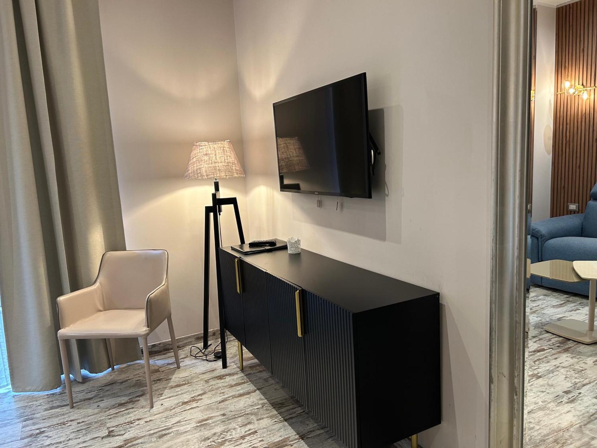 Hotel Colonna 18 By Ghor Rom Exterior foto